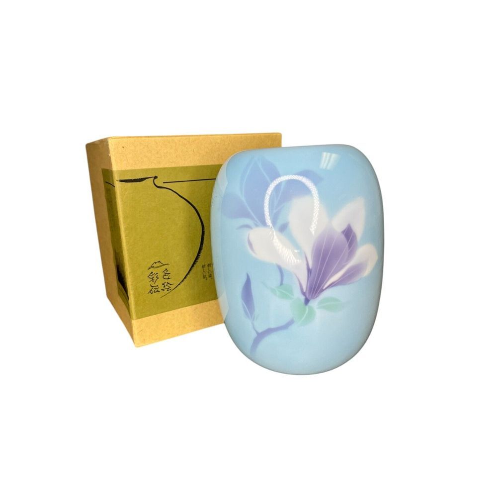 Fukagawa‎ Seiji Arita Porcelain Vase Light Blue Lilac Lily Magnolia Flower Japan